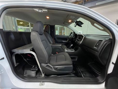 Used 2022 Chevrolet Colorado LT w/ Fleet Safety Package RWD image 25