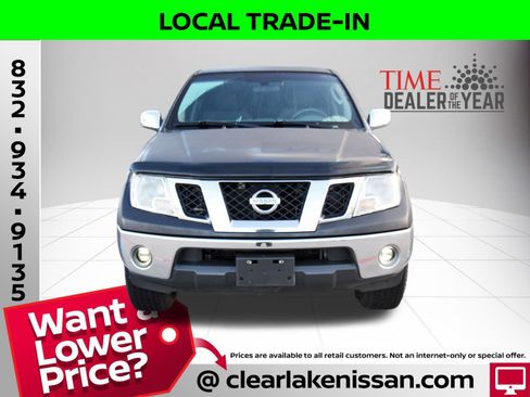Used 2010 Nissan Frontier SE image 2