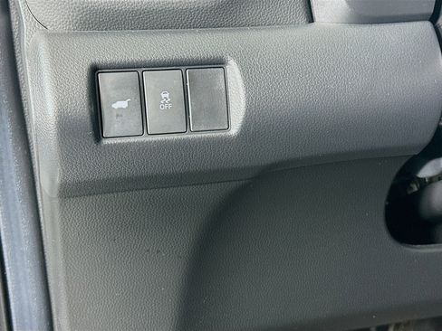 Used 2025 Honda Pilot EX-L image 17