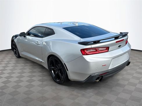 Used 2016 Chevrolet Camaro SS image 8