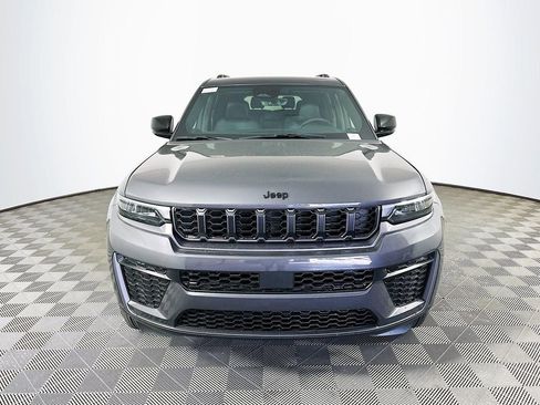 New 2026 Jeep Grand Cherokee L 4WD image 4