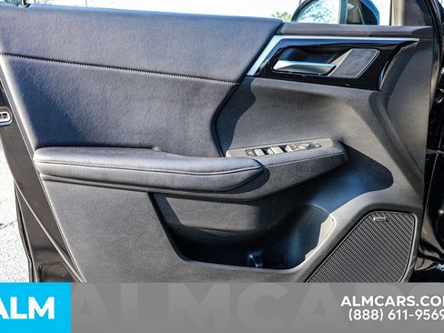 Used 2025 Mitsubishi Outlander SE image 44