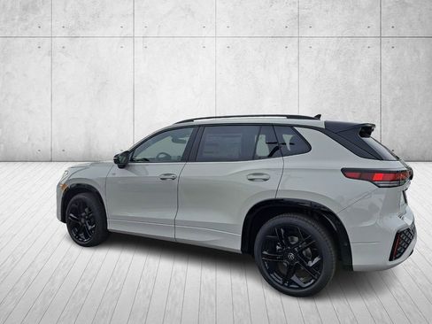 New 2026 Volkswagen Tiguan SE R-Line image 6