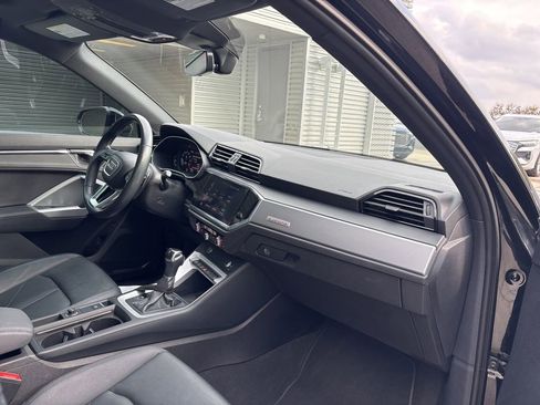 Used 2022 Audi Q3 2.0T Premium Plus image 14