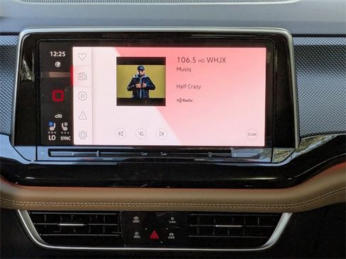 New 2026 Volkswagen Atlas Cross Sport SEL image 24