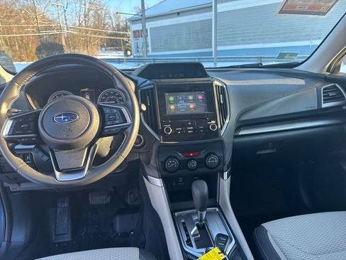 Used 2022 Subaru Forester Premium image 15