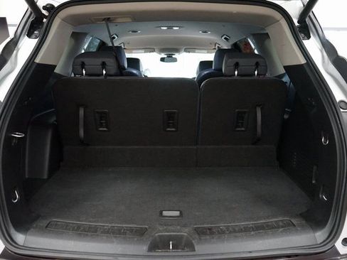 Used 2020 Buick Enclave Essence image 51