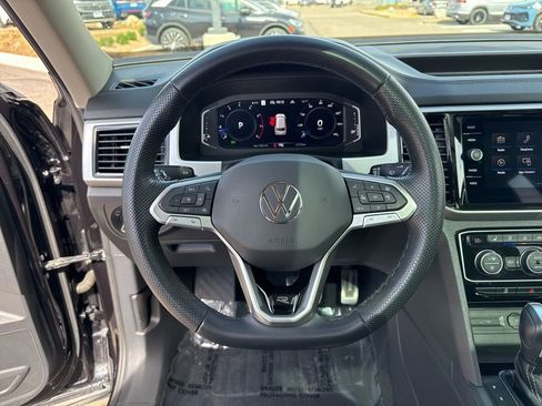 Certified 2023 Volkswagen Atlas SEL Premium image 15