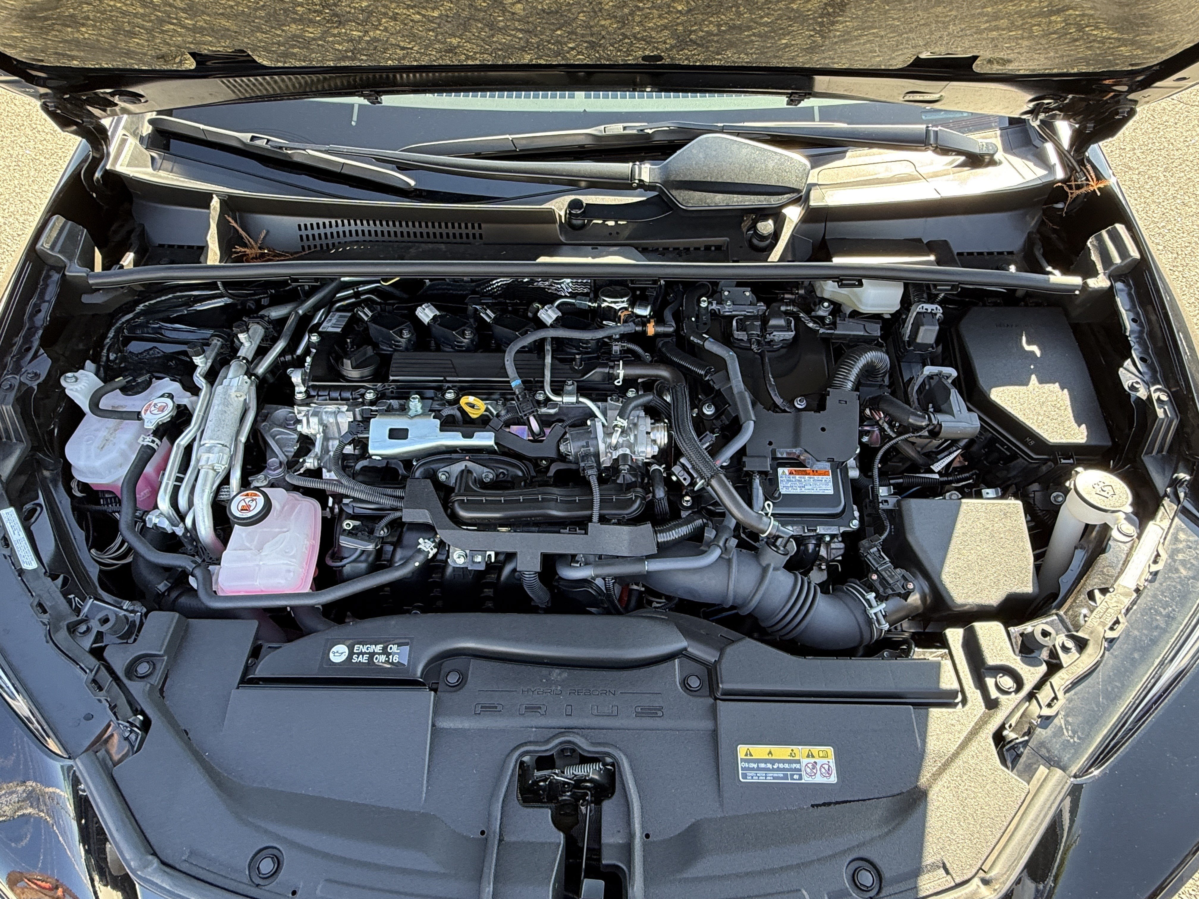 Used 2024 Toyota Prius Prime FWD image 35