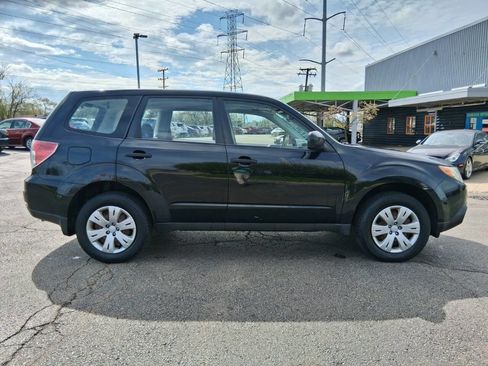 Used 2010 Subaru Forester 2.5X w/ Popular Equipment Group 1B AWD/4WD image 4