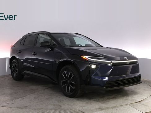 Used 2026 Toyota bZ FWD image 13