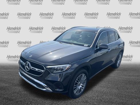 Certified 2026 Mercedes-Benz GLC 300 4MATIC image 5