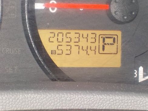 Used 2012 Nissan Xterra S image 18