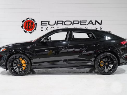 Used 2024 Lamborghini Urus S AWD/4WD image 7
