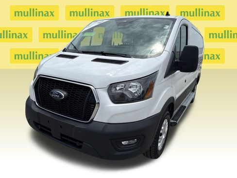 Used 2025 Ford Transit 250 Low Roof w/ Exterior Upgrade Package RWD image 10