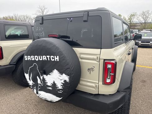 New 2026 Ford Bronco Outer Banks w/ Sasquatch Package AWD/4WD image 27