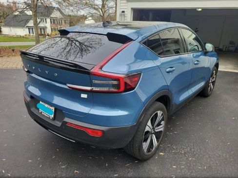 Certified 2023 Volvo C40 P8 Recharge Plus image 3