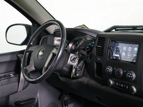Used 2012 Chevrolet Silverado 1500 LT w/ Convenience Package RWD image 13