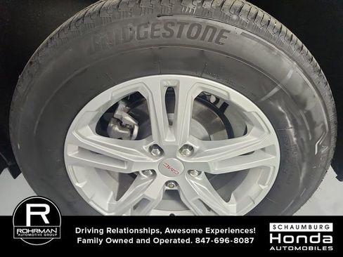 Used 2022 GMC Terrain SLE w/ Driver Convenience Package AWD/4WD image 6