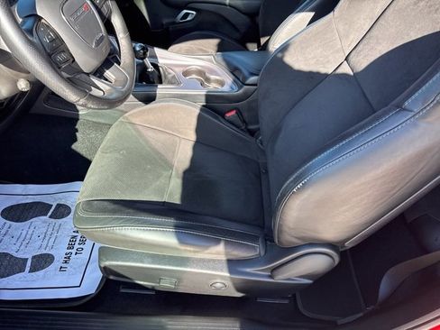 Used 2023 Dodge Challenger R/T w/ Plus Package image 18