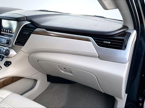 Used 2019 GMC Yukon Denali w/ Denali Ultimate Package image 27