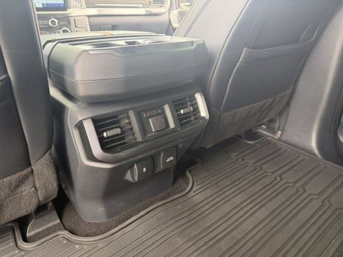 Used 2022 Ford F150 Platinum w/ Equipment Group 701A High AWD/4WD image 35