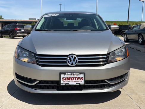 Used 2014 Volkswagen Passat 1.8T FWD image 3