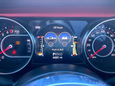 Used 2022 Jeep Gladiator Rubicon w/ Cold Weather Group image 25