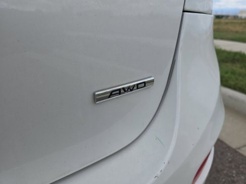 Used 2012 Hyundai Santa Fe SE image 9