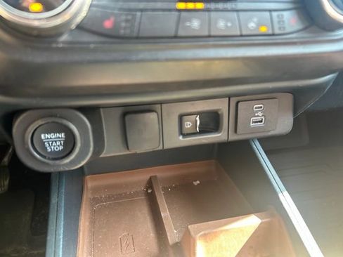 Used 2022 Ford Maverick Lariat w/ Lariat Luxury Package AWD/4WD image 21
