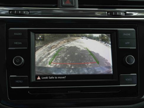 Used 2021 Volkswagen Tiguan S AWD/4WD image 28