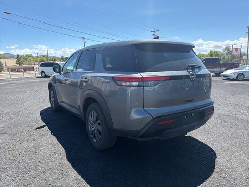 Used 2026 Nissan Pathfinder S AWD/4WD image 5