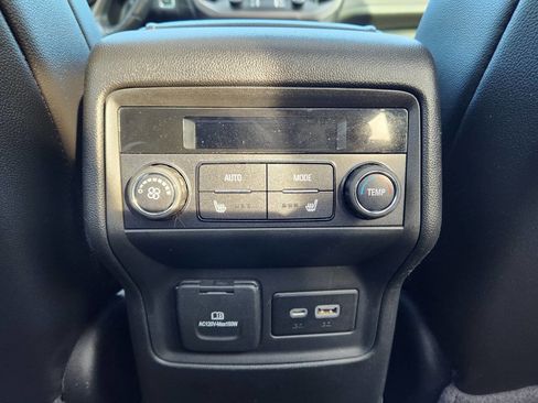 Used 2020 GMC Acadia AT4 image 22