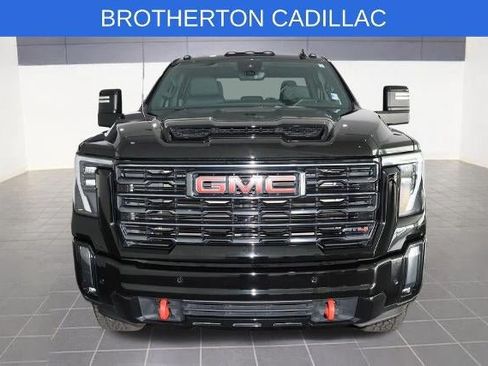 Used 2024 GMC Sierra 2500 AT4 w/ AT4 Premium Plus Package AWD/4WD image 12