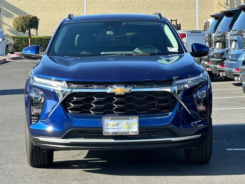 Used 2024 Chevrolet Trax LT image 10