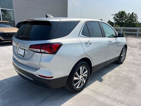 Used 2022 Chevrolet Equinox LT FWD image 5