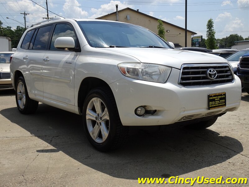 Used 2010 Toyota Highlander Limited w/ Extra Value Pkg 8 AWD/4WD image 4