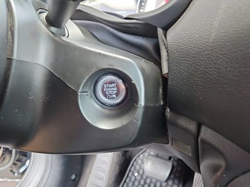 Used 2023 Jeep Renegade Latitude AWD/4WD image 15