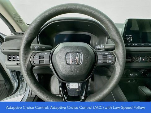 Used 2025 Honda Accord SE image 19