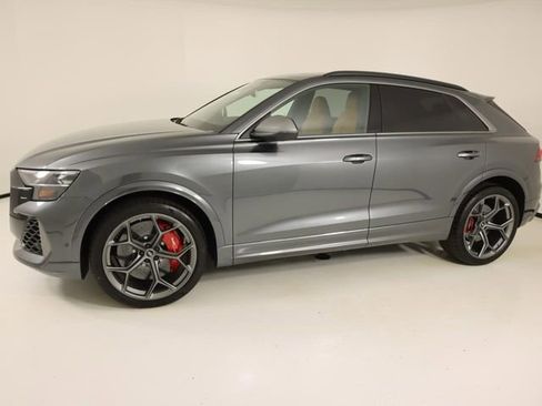 New 2026 Audi RS Q8 performance image 2