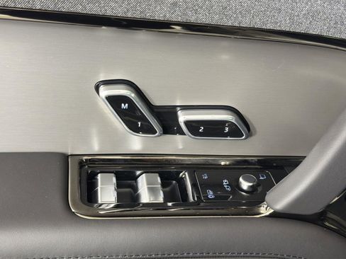 New 2026 Land Rover Range Rover Sport SE image 24