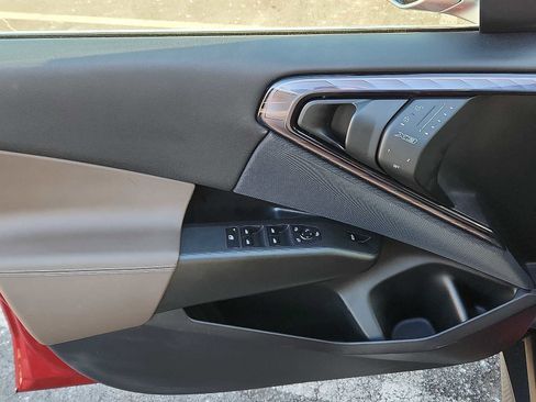 Used 2025 BMW X3 xDrive30i w/ Premium Package image 12