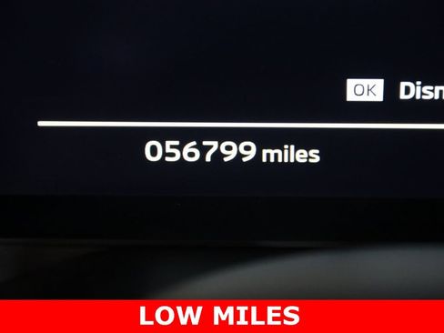 Used 2022 Mitsubishi Outlander SE image 16