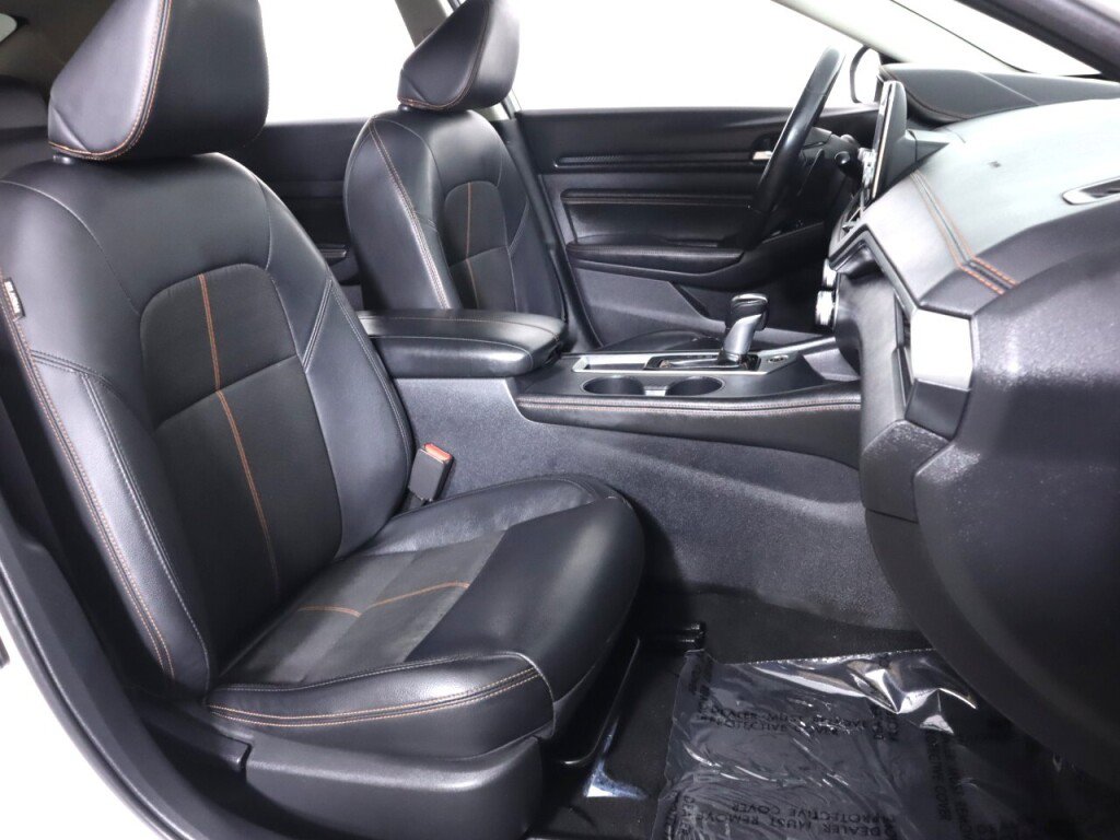 Used 2019 Nissan Altima 2.5 SR FWD image 36