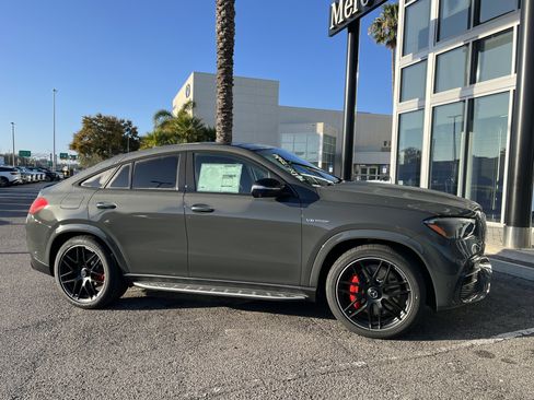 New 2026 Mercedes-Benz GLE 63 AMG S image 9