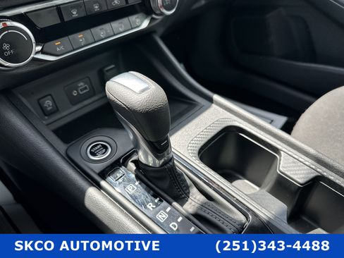 Used 2025 Nissan Sentra S image 23