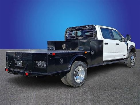 New 2026 Ford F450 XLT w/ XLT Value Package image 3