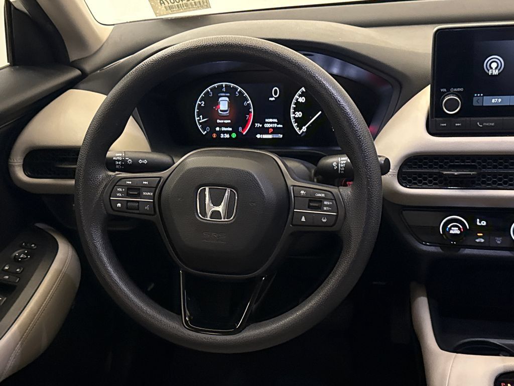 Certified 2025 Honda HR-V LX image 13