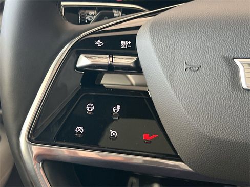 New 2026 Cadillac Vistiq Sport image 13