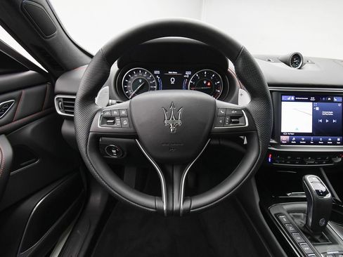 New 2024 Maserati Levante GT Ultima image 14